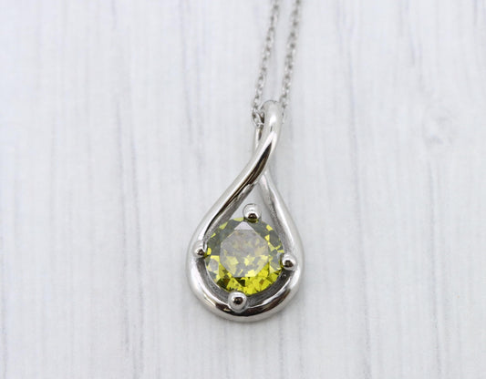 Twist style Necklace pendant with 6mm natural Peridot - titanium
