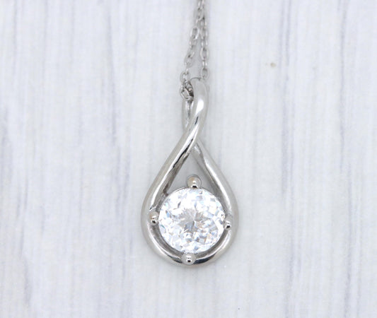 Twist style Necklace pendant with Jubilee cut Moissanite - titanium