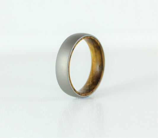 6mm Titanium & Whiskey barrel wood Wedding ring band for men and women