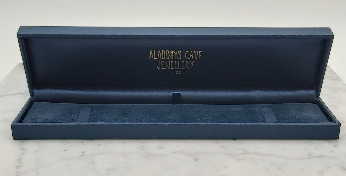 Luxury Bracelet leatherette box in navy blue