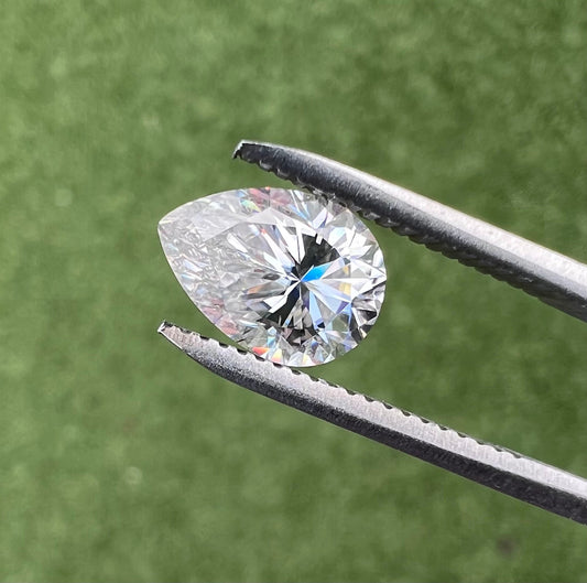 Loose 7x10mm Pear cut Genuine moissanite VVS1 D white, best quality
