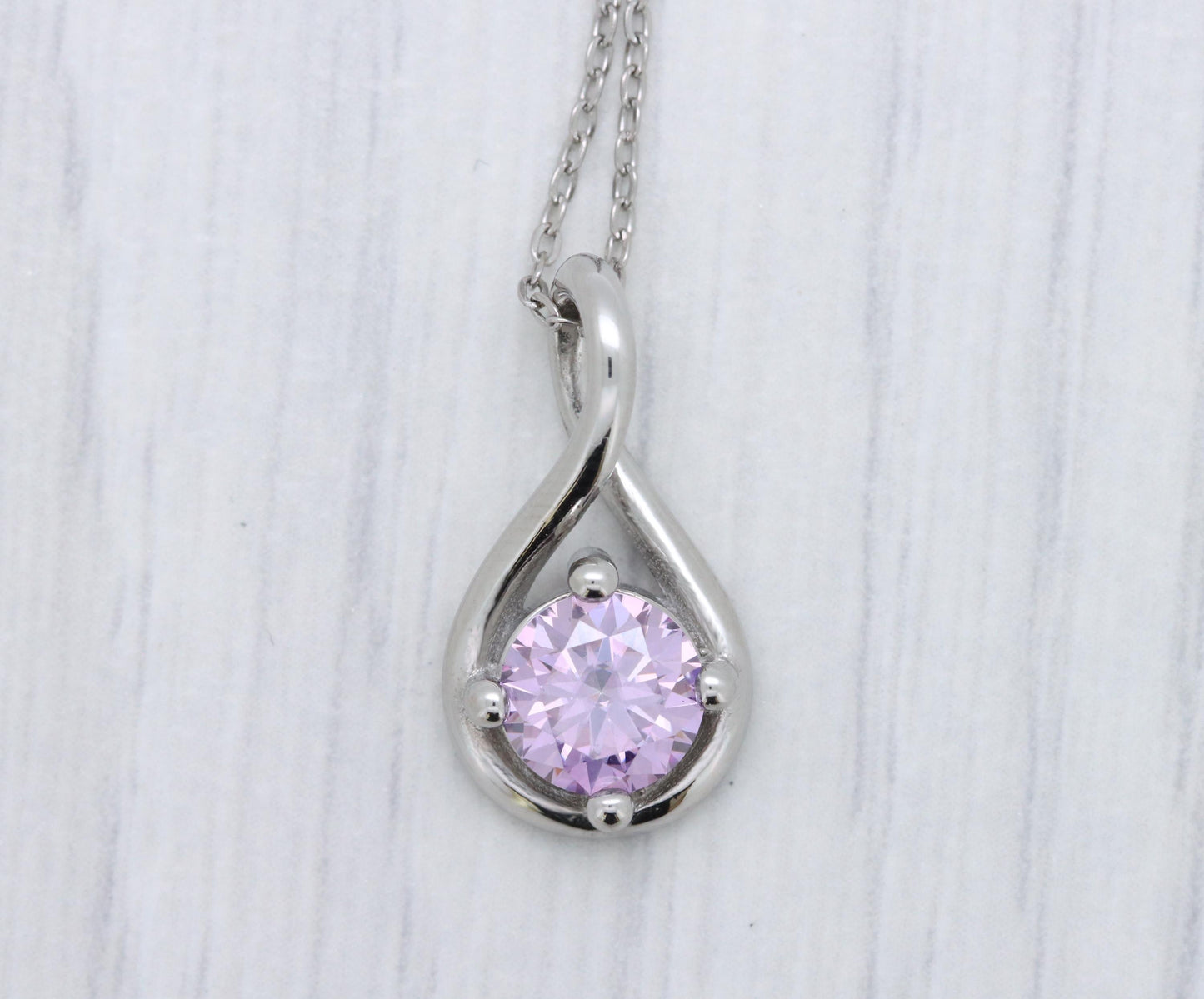 Twist style Necklace pendant with 6mm Purple Moissanite - titanium