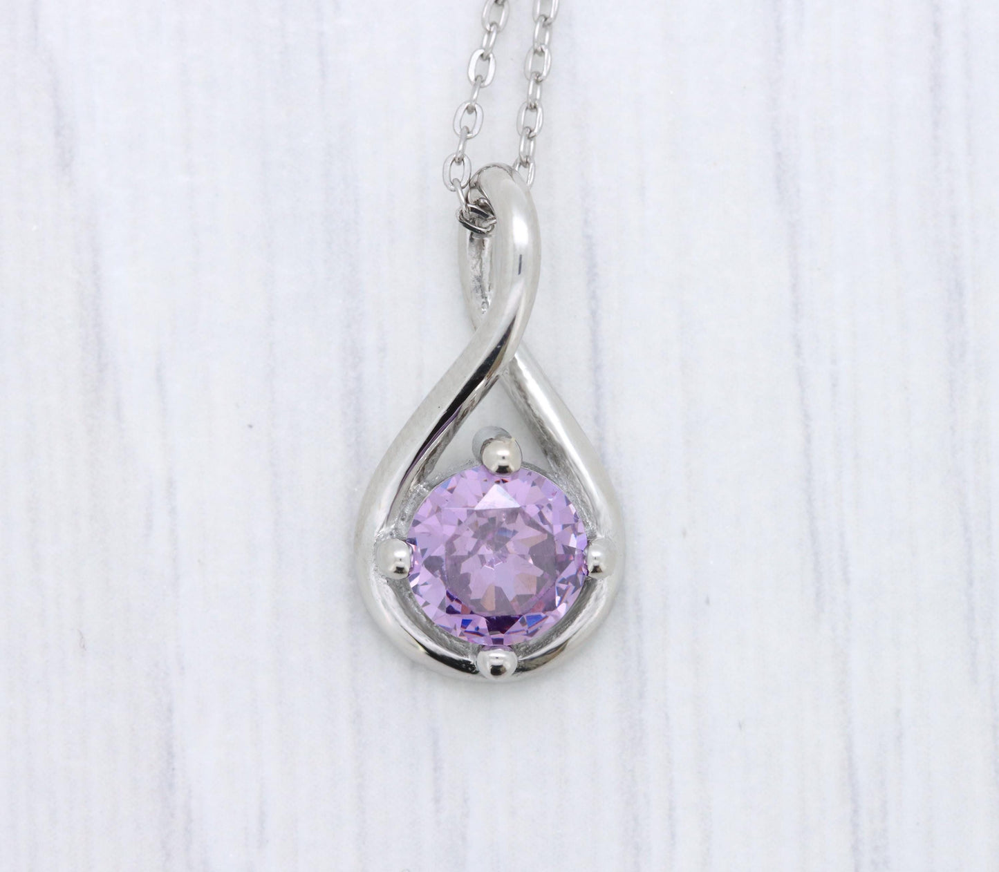 Twist style Necklace pendant with 6mm natural Amethyst - titanium