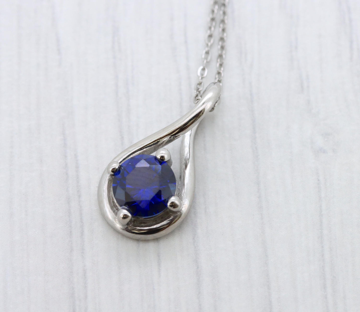 Twist style Necklace pendant with 6mm Lab Blue Sapphire - titanium