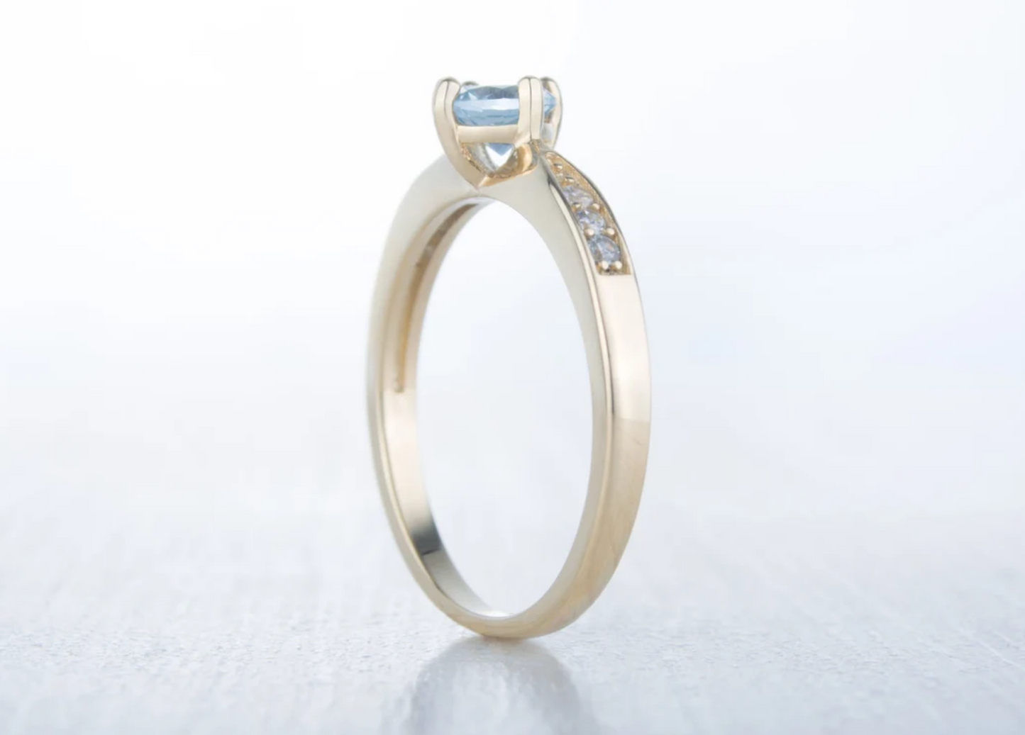 Size O / US 7 10K Solid Yellow Gold and Aquamarine Engagement ring.