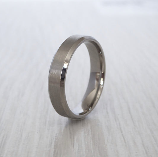 5mm Bevelled Edge Titanium Comfort Fit Mens / Womens Plain band Wedding Ring